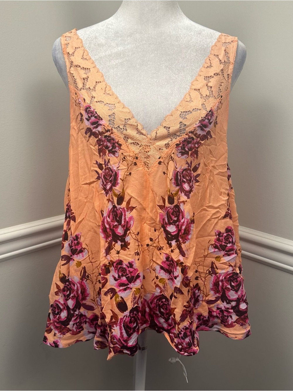 Free People Coral Lace-Trim Floral V-Neck Camisole S